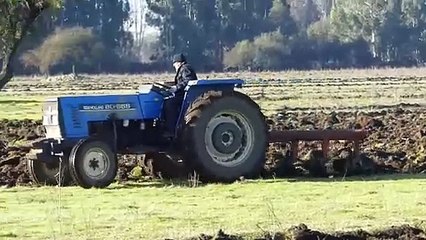 Tractor Technology Insights 🚜