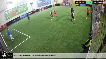 But contre son camp de SHTRAKNAR DONESK