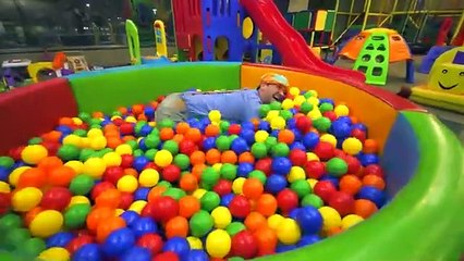 Blippi's Sensory Playtime at Kinderland _ Blippi Full Episodes _ Emotions and Feelings