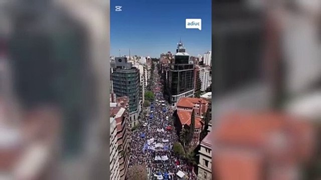 Vista aérea de la marcha federal universitaria en Córdoba