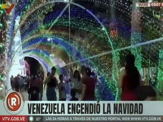 Con música, alegría y felicidad, venezolanos participaron en el encendido de la Navidad 2024