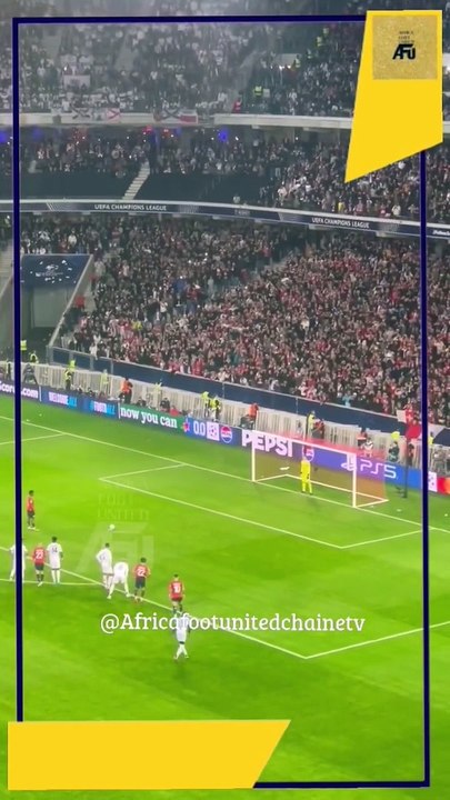 Jonathan David ,le canadien transforme son pénalty,Pierre Mauroy explose 1 à 0 pour le LOSC  face au Real Madrid ⚽