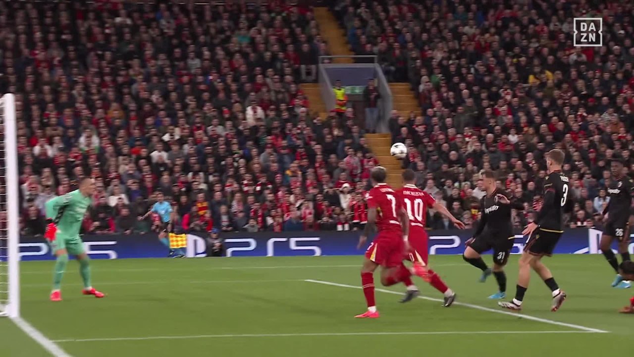 Liverpool - Bologna: Tor in der 11. Minute