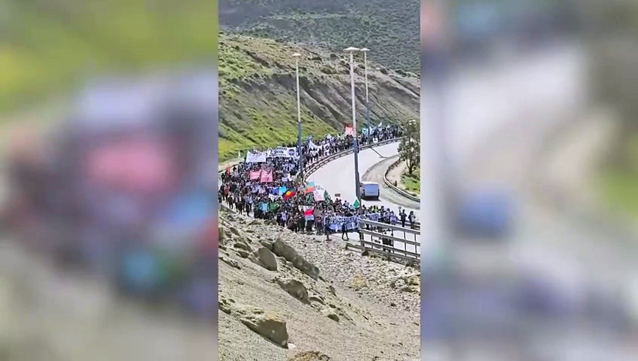 Marcha universitaria en Comodoro Rivadavia