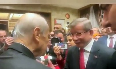 Bahçeli’den Davutoğlu’na: Türkiye’nin birikiminize ihtiyacı var