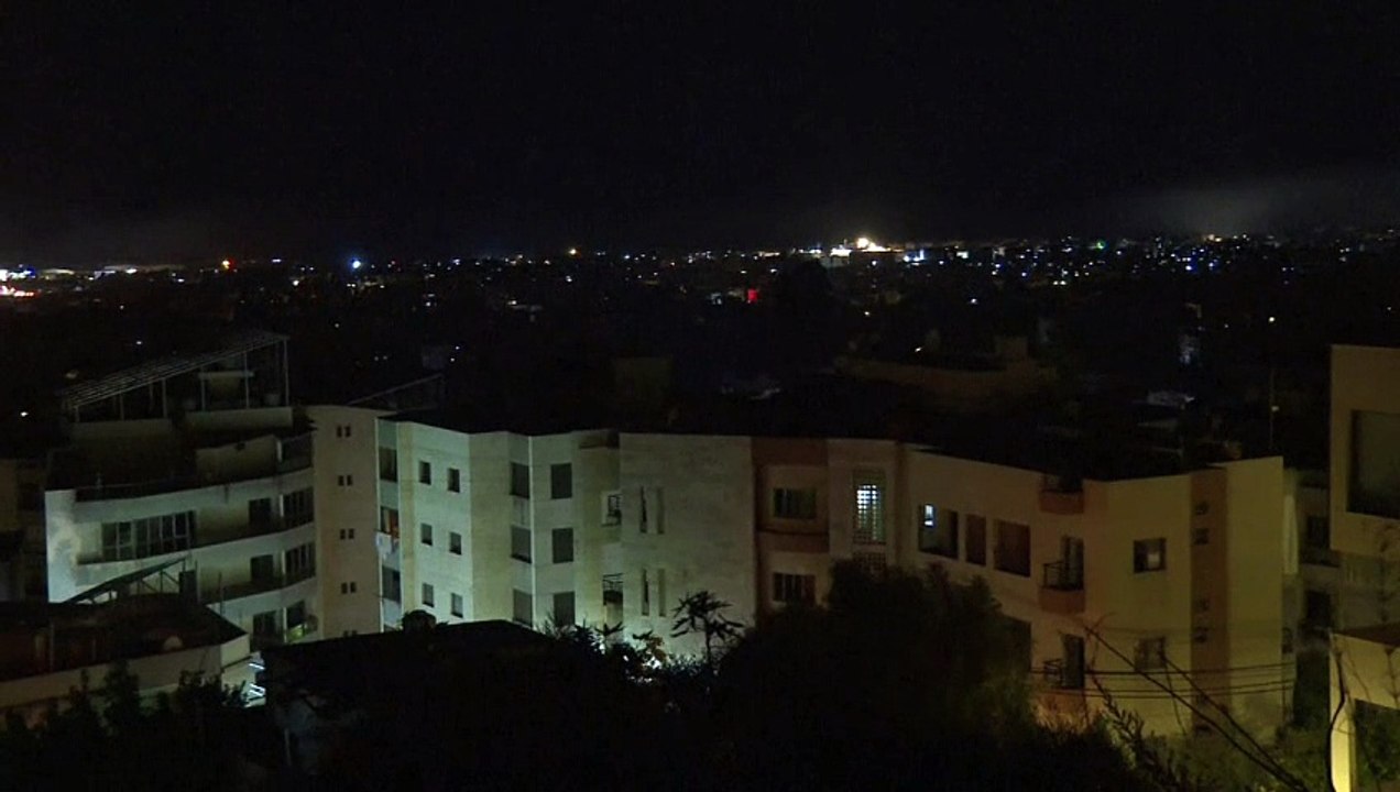 Israel emite ordem de evacuação para áreas do sul de Beirute; bombardeio atinge socorristas