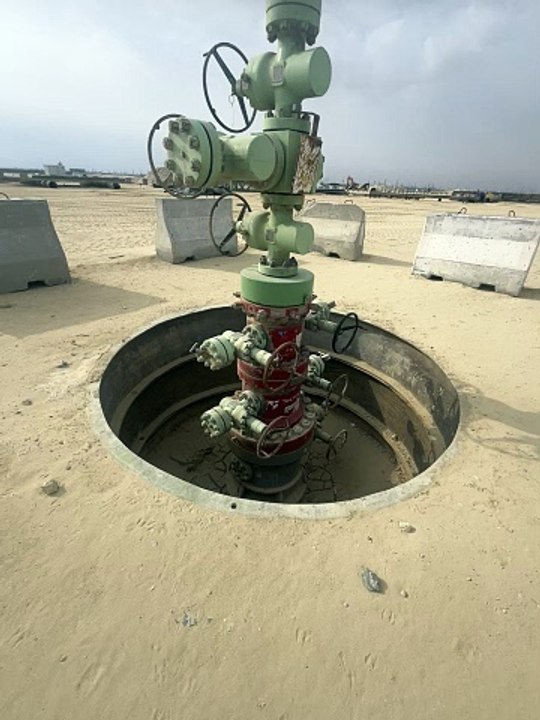 Oil well