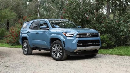 2025 Toyota 4Runner Limited Exterior Design in Heritage Blue