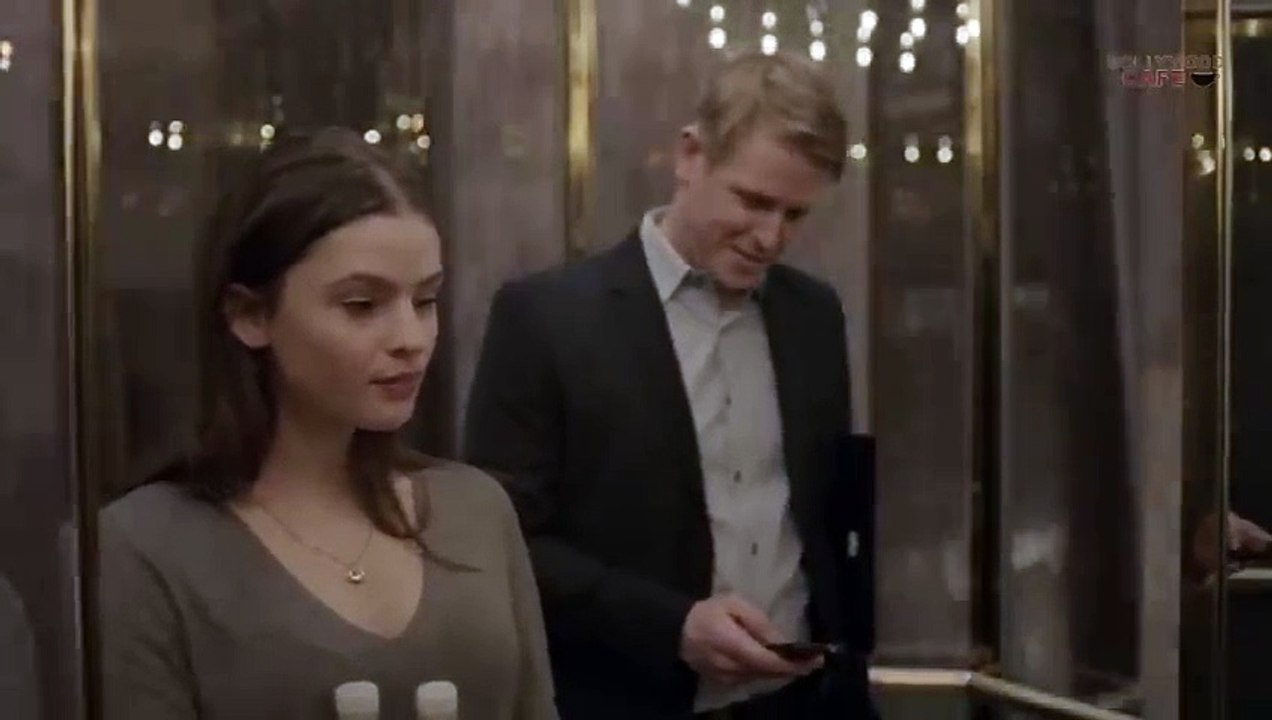 A Business Trip Hollywood Movie Explained in Hindi _  Explained by Bollywood Cafe(480P)