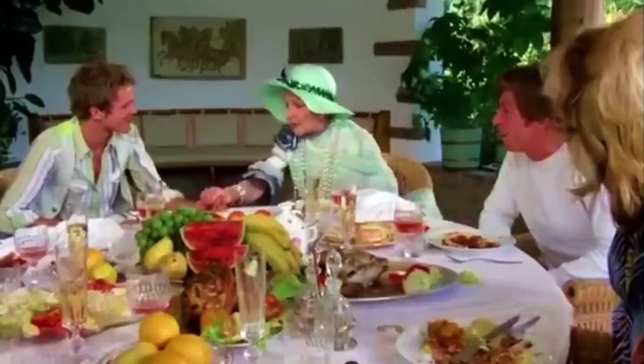 Watch This Before You Miss the 1974 Julia Movie Twist_(480P)