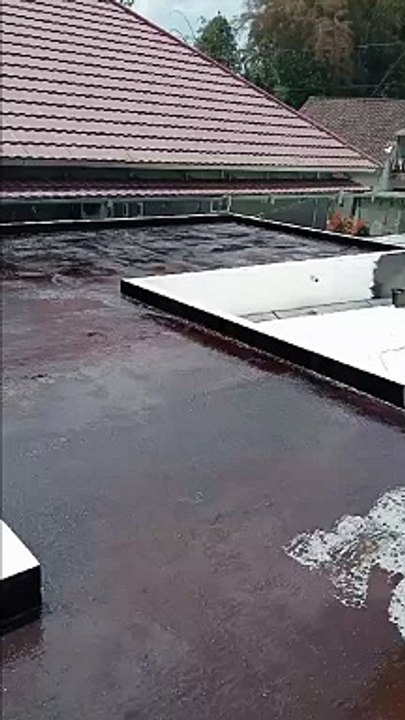 Cara Mengatasi Dak Beton Yang Bocor Dengan Waterproofing Menggunakan Aspal Cair
