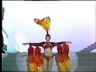 PHILLIP GOULD, DEBBIE BYRNE, SUZANNE STEELE - Medley: Ziegfield Follies (The Saturday Show 1980)
