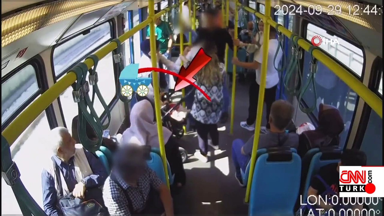 Metroda çıkan kavga paniğe sebep oldu! Binlerce kişi mağdur oldu...