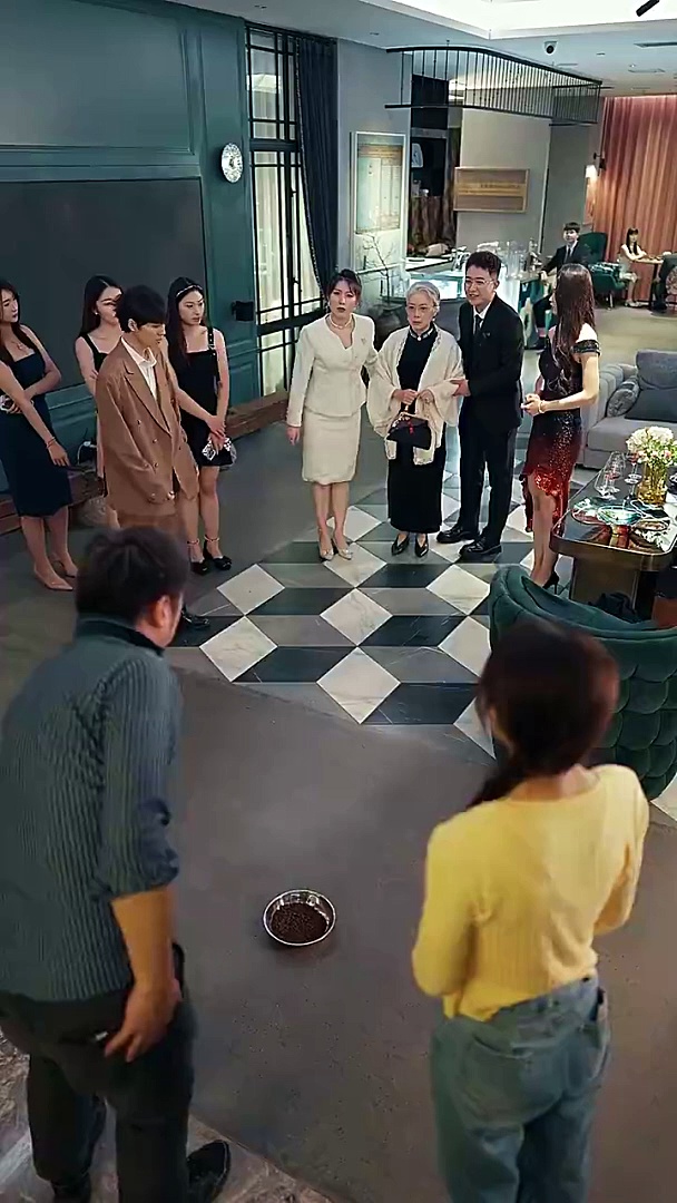 君洋：大雨中的眼淚海