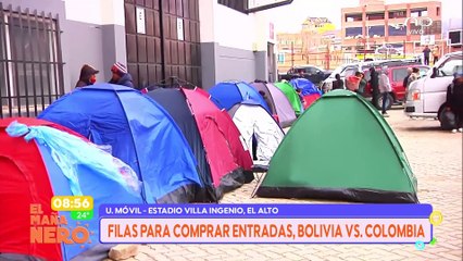 Filas por entradas para el partido Bolivia-Colombia