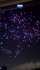 ¿Extravagante? Esta pareja utilizó 600 drones para anunciar el sexo de su hijo