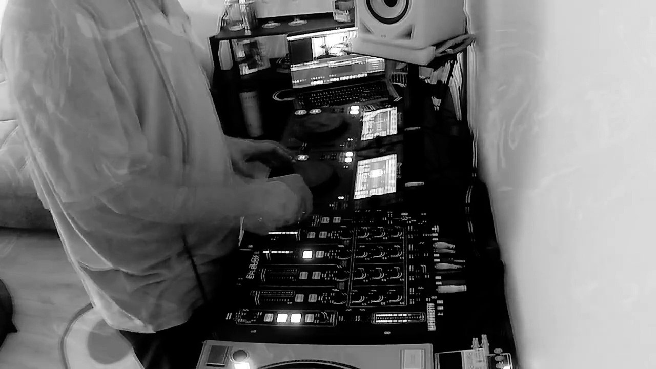 Madu (ro) @ Decebal Studio Bucharest, August 2024