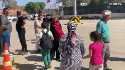 شاهد: سفينة "ميدلاينز" تنقل مئات الركاب الفارين من الحرب في لبنان إلى ميناء مرسين التركي