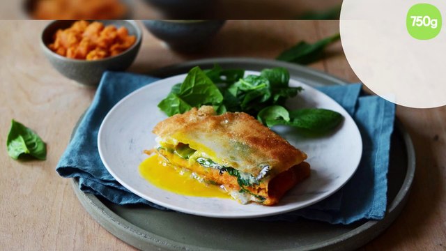 Brick à la patate douce, épinards et oeuf
