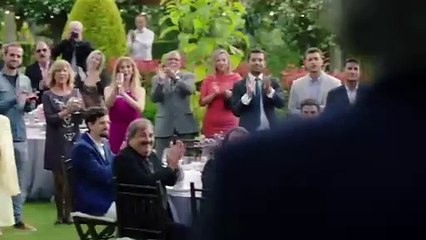 Tráiler de Vivir sin permiso