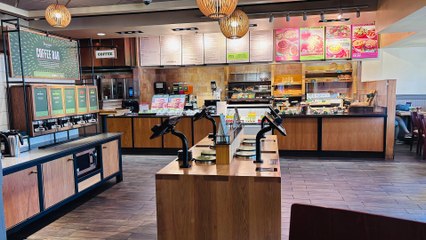 Buffalo Bomber Bliss: Plant-Based Burger That’s Bomb AF! 