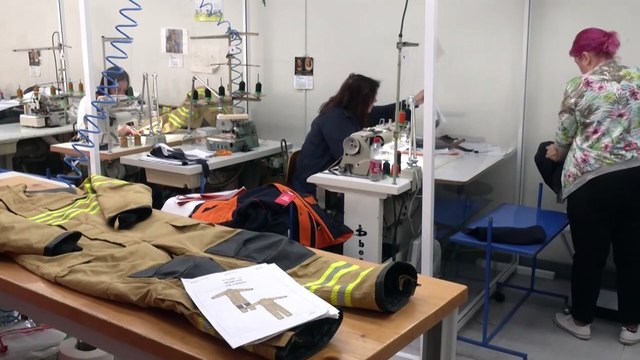 La producción industrial vuelve a terreno negativo tras caer un 3,5% en agosto