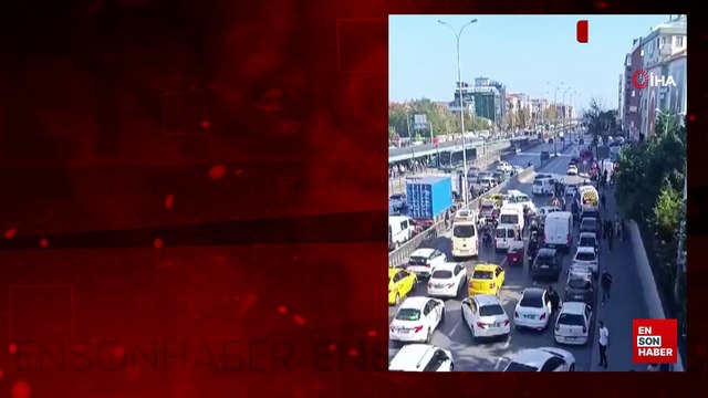 Avcılar E5'te pikap araçlara çarpıp ortalığı savaş alanına çevirdi