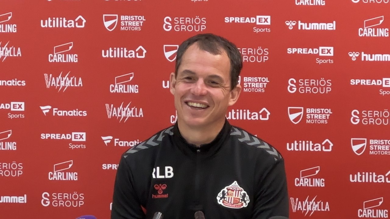 Sunderland must “deserve” fans’ connection says Le Bris
