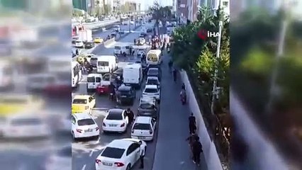 Olay yerine çok sayıda polis sevk edildi E-5'in yan yolunda dehşet anları
