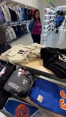 NBA Store Arena abre loja em Curitiba com quadra de basquete