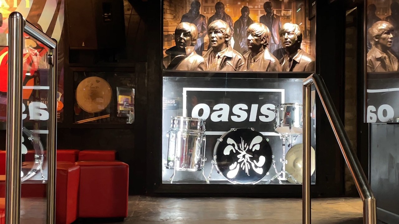 The surprising connection between Oasis and Liverpool - video Dailymotion