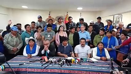 “No se metan con la familia, eso es sagrado”, respondió Evo Morales en conferencia de prensa