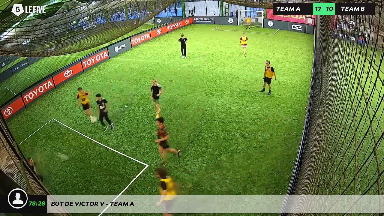 But de Victor V - Team A