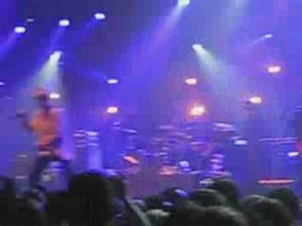 Serj Tankian - Empty walls - Zenith Lille 20/04/2008.