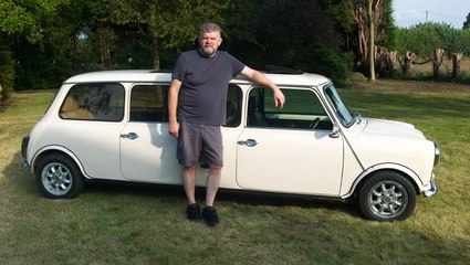 Classic Mini Gets Transformed Into A Stretch Limo
