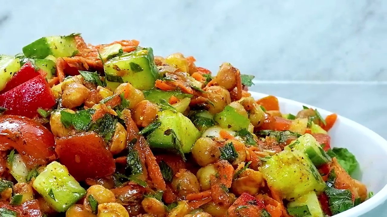 High Protein Chickpea Salad (Plant-based) _ Healthy Salad Recipe for Vegetarian and Vegan Diet