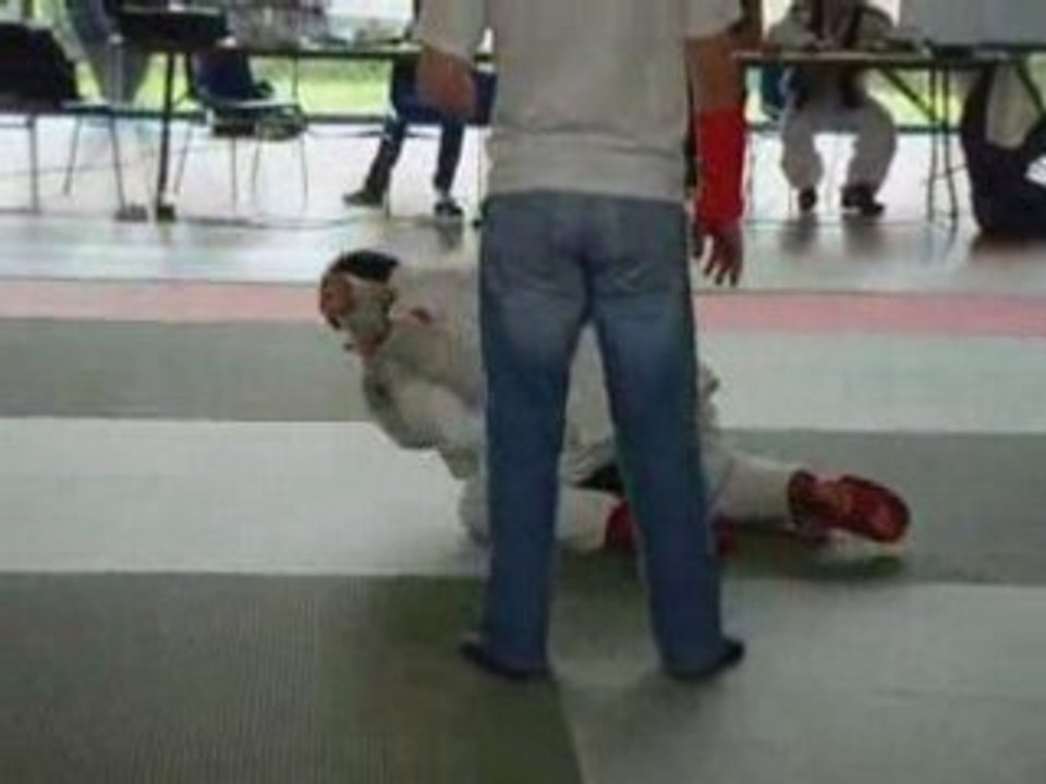 juji gatamé en triangle