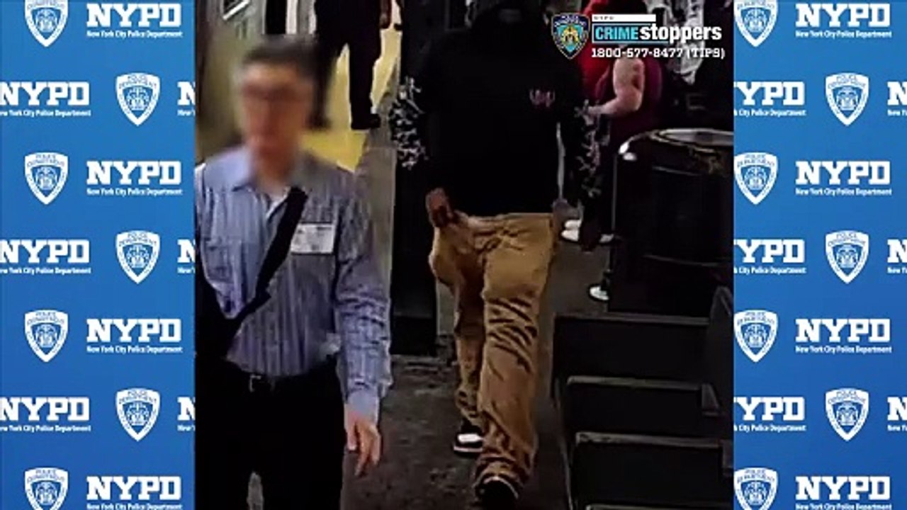 Suspect wanted for beating boy, 15, on Queens 7 train