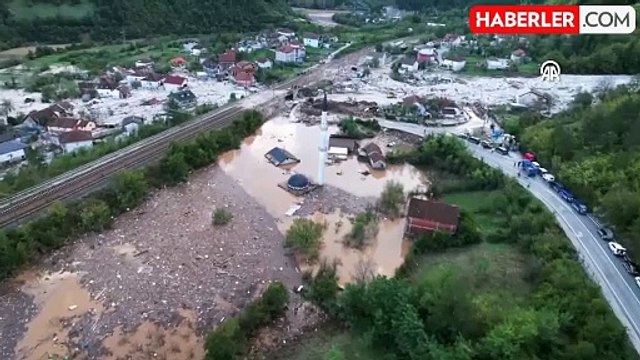 Bosna Hersek'te sel felaketi: 18 kişi hayatını kaybetti