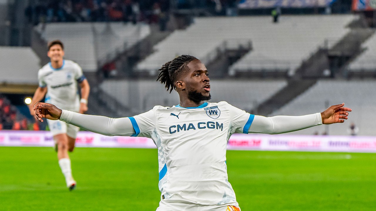OM 1-1 Angers SCO : Le but de Jonathan Rowe