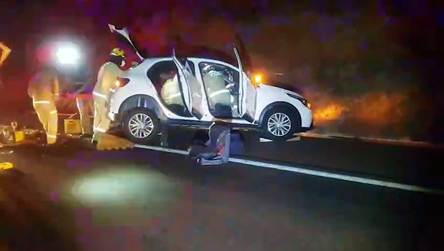 Durante conversão proibida na rodovia, Argo é atingido por Logan e motoristas ficam feridos