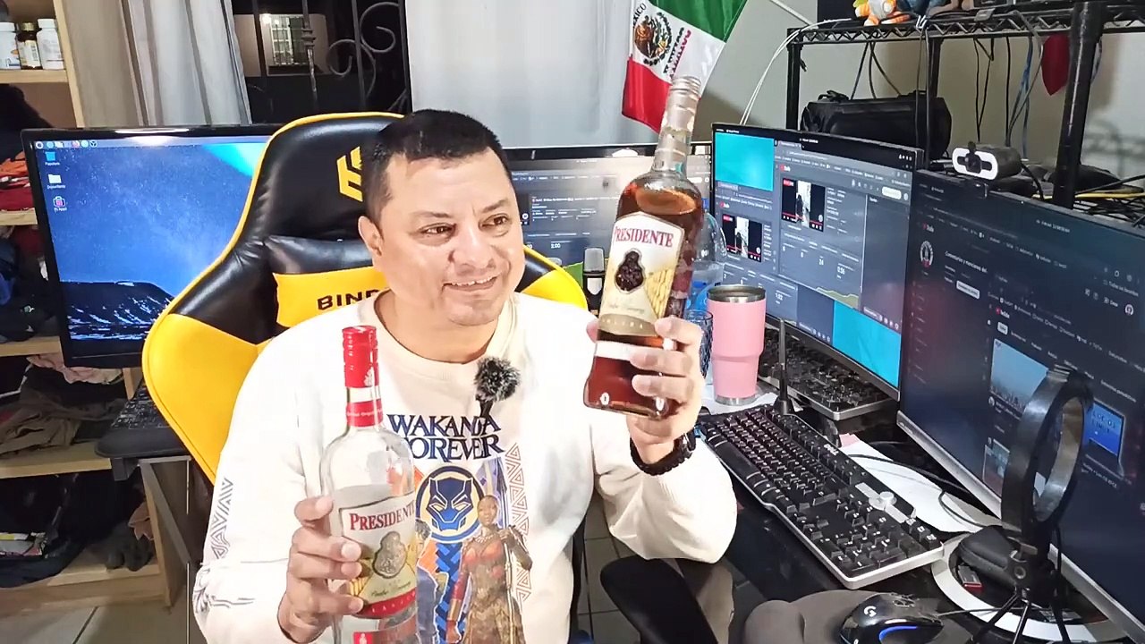 Bebiendo Brandy Presidente Solera con agua mineral de manantial en la oficina bien agusto noche epic