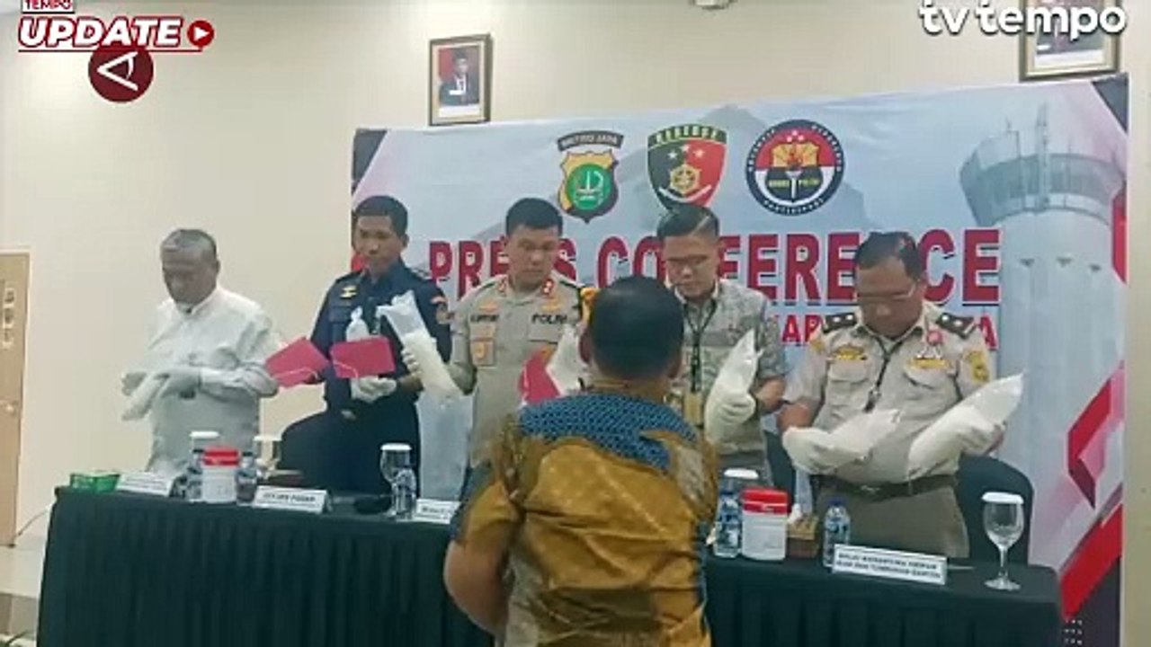 Polisi Gagalkan Penyelundupan 85.129 Benih Lobster Melalui Bandara Soekarno-Hatta