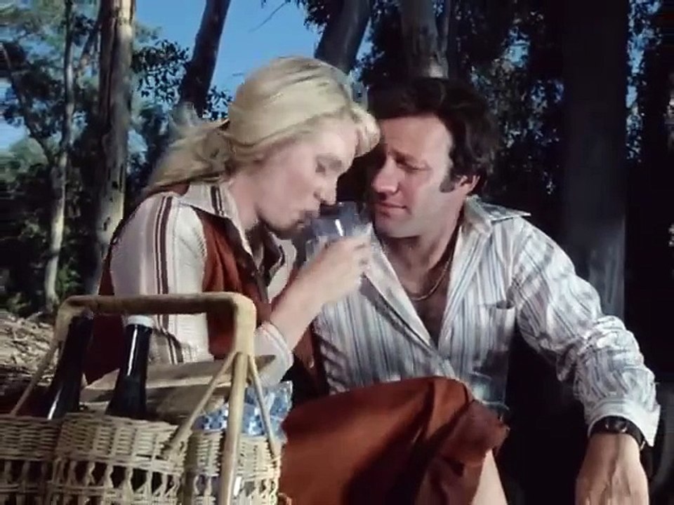Tarantulas The Deadly Cargo (1977) Horror