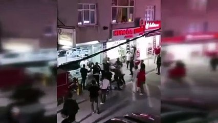 Yine Esenyurt, yine olay: Birbirlerine televizyonlarla saldırdılar