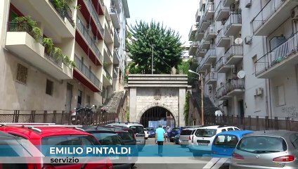 Galleria S. Marta, l'acqua continua a sgorgare dalla volta