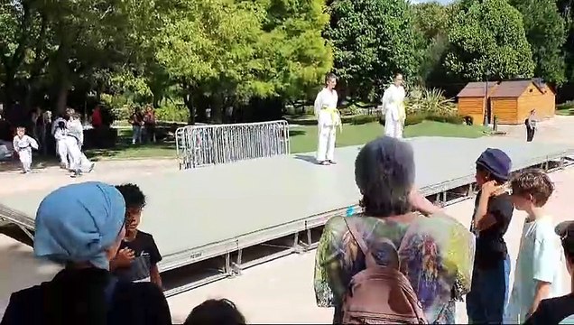 Démonstration des jeunes au forum des associations