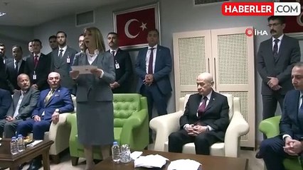 MHP Lideri Bahçeli: "(DEM Parti ile Tokalaşma) Ellerini sıkmam Türkiye partisi olarak gerekeni yaptığımın göstergesidir"