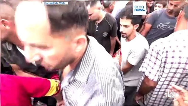 Bombas israelitas matam duas dezenas na Faixa de Gaza e destroem subúrbios de Beirute