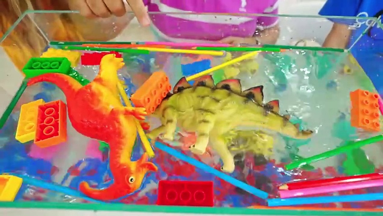 Sink or Float with Oliver and Mom - Cool Science Experiments for Kids